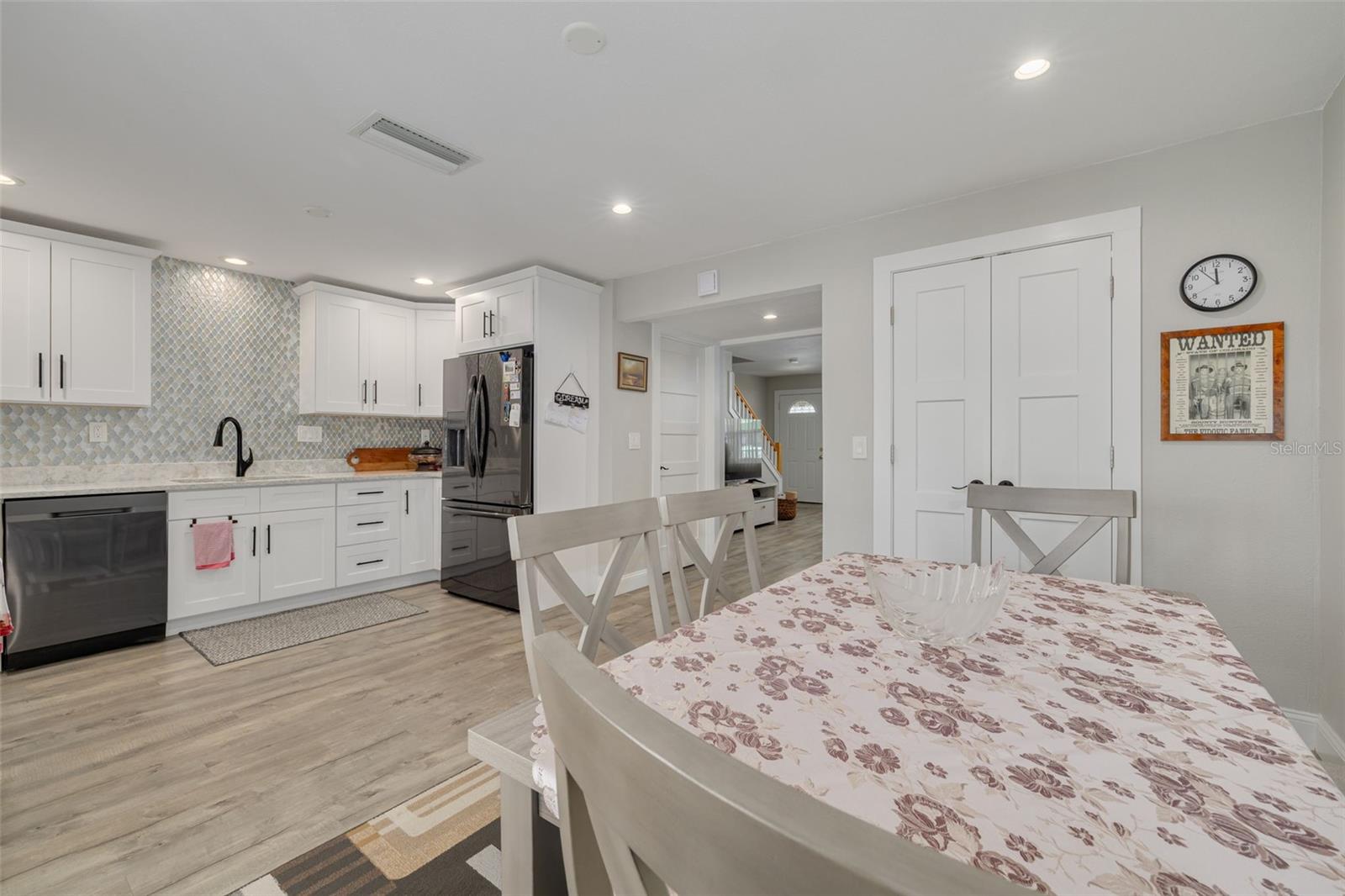 802 MINDY CT #802, LARGO, FL — photo 10