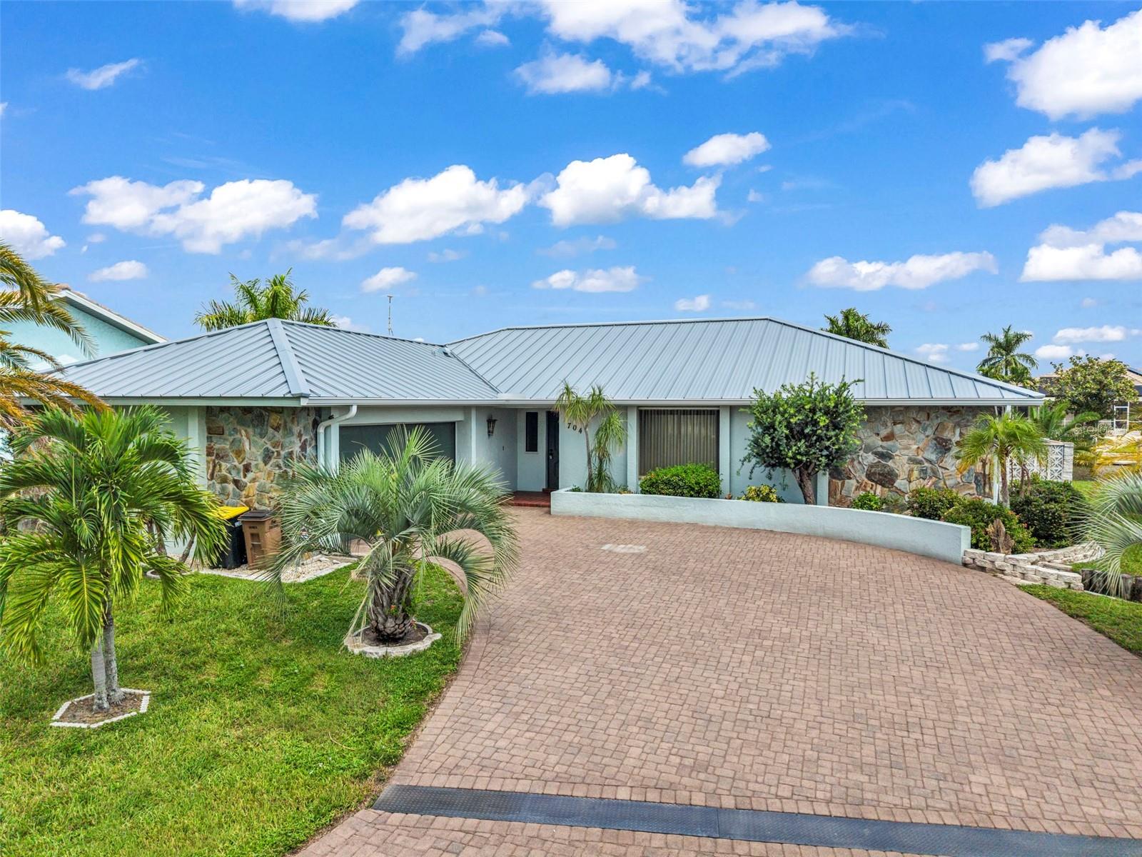 704 BIMINI LN, PUNTA GORDA, FL — photo 31