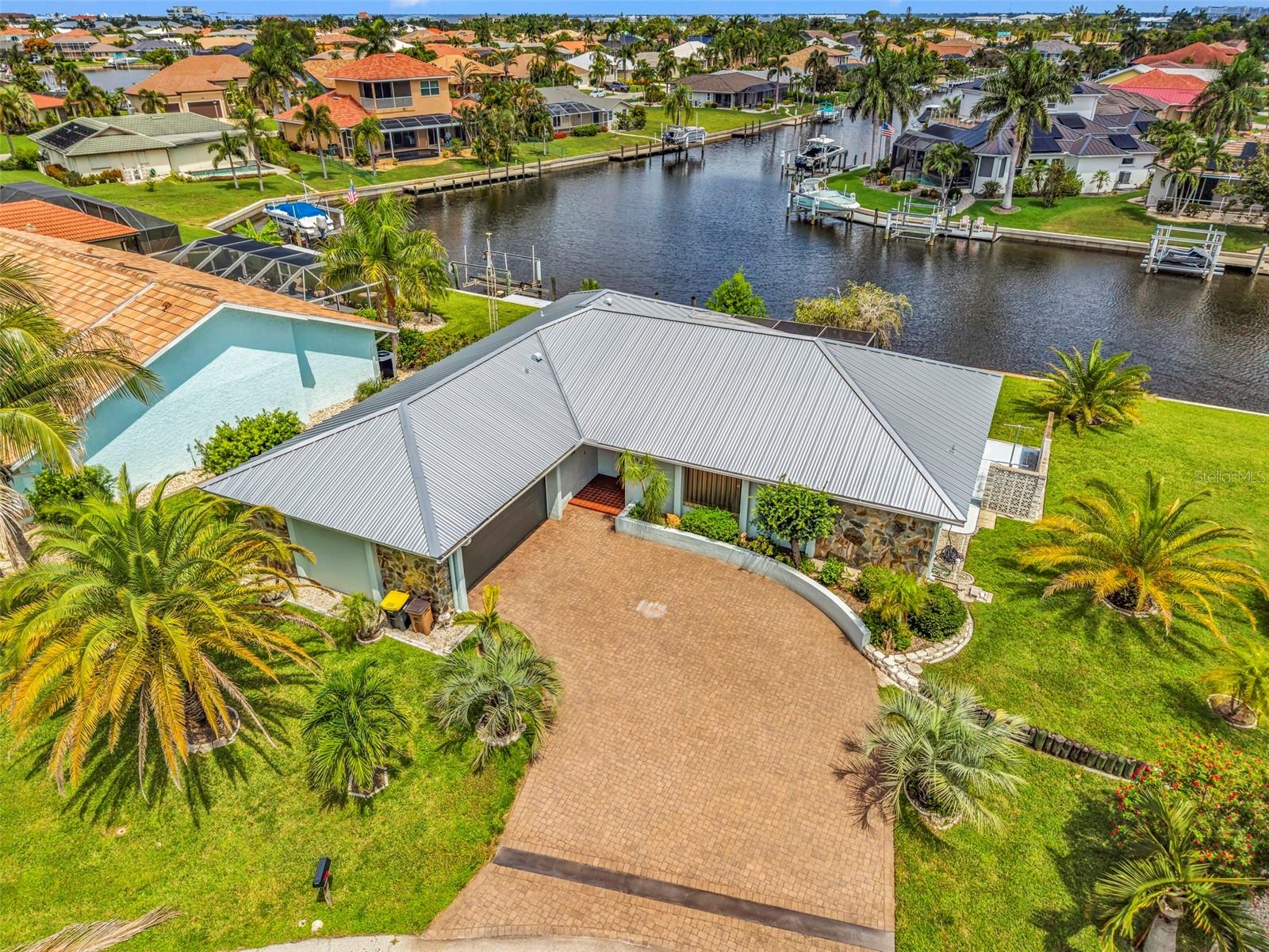704 BIMINI LN, PUNTA GORDA, FL — photo 33
