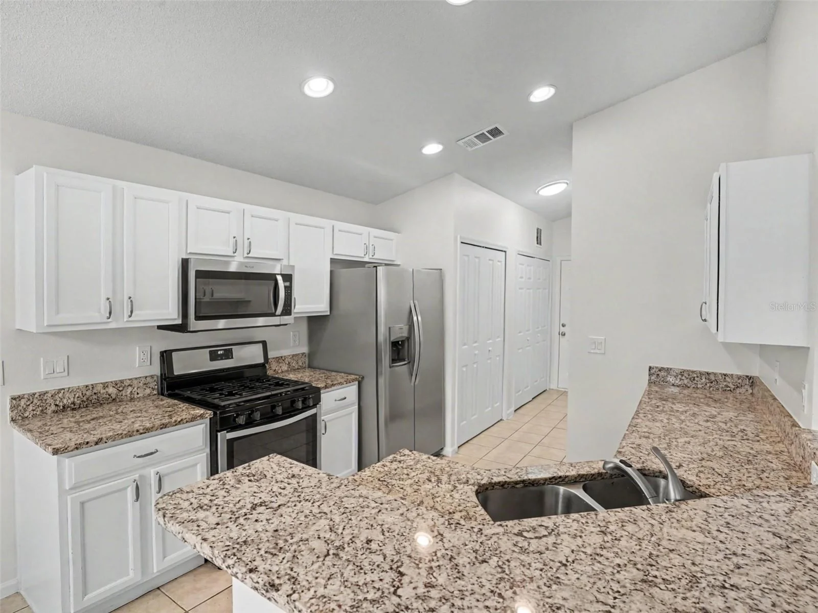 15854 BAY VISTA DR, CLERMONT, FL — photo 6