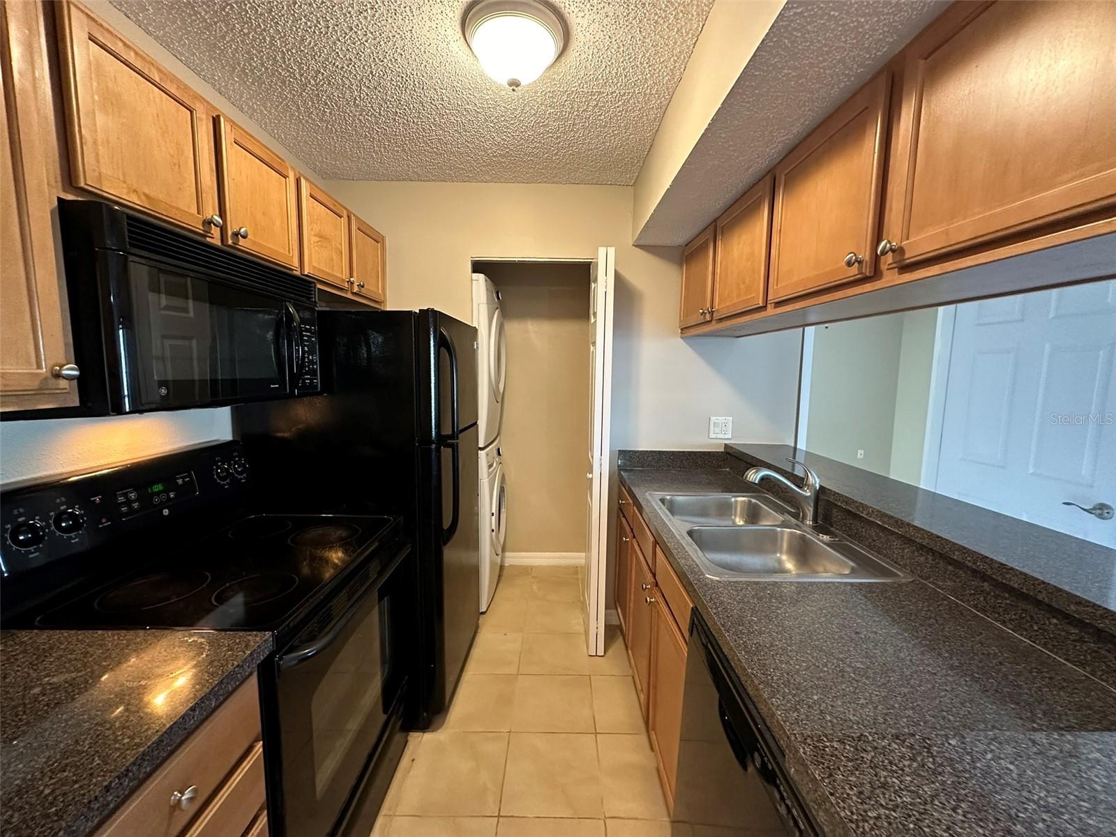 209 LAKE BROOK CIR #103, BRANDON, FL — photo 13