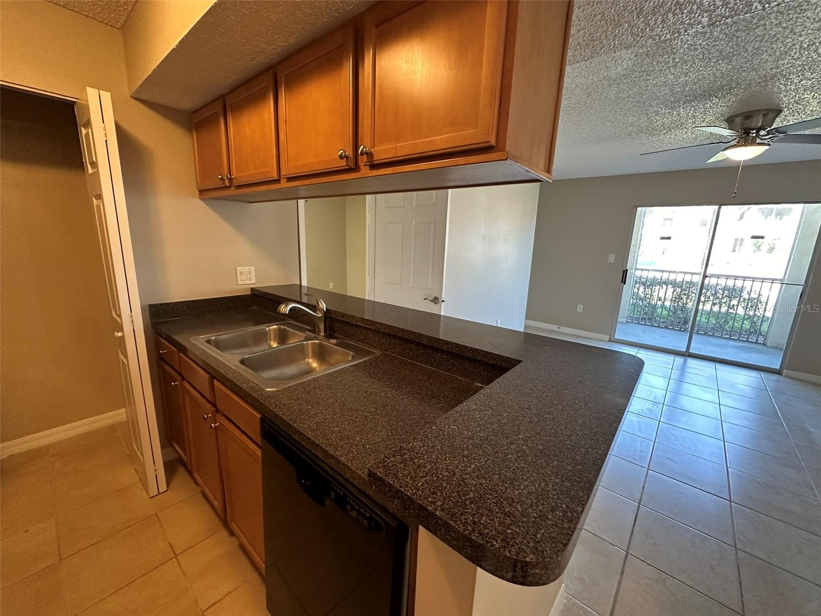 209 LAKE BROOK CIR #103, BRANDON, FL — photo 14