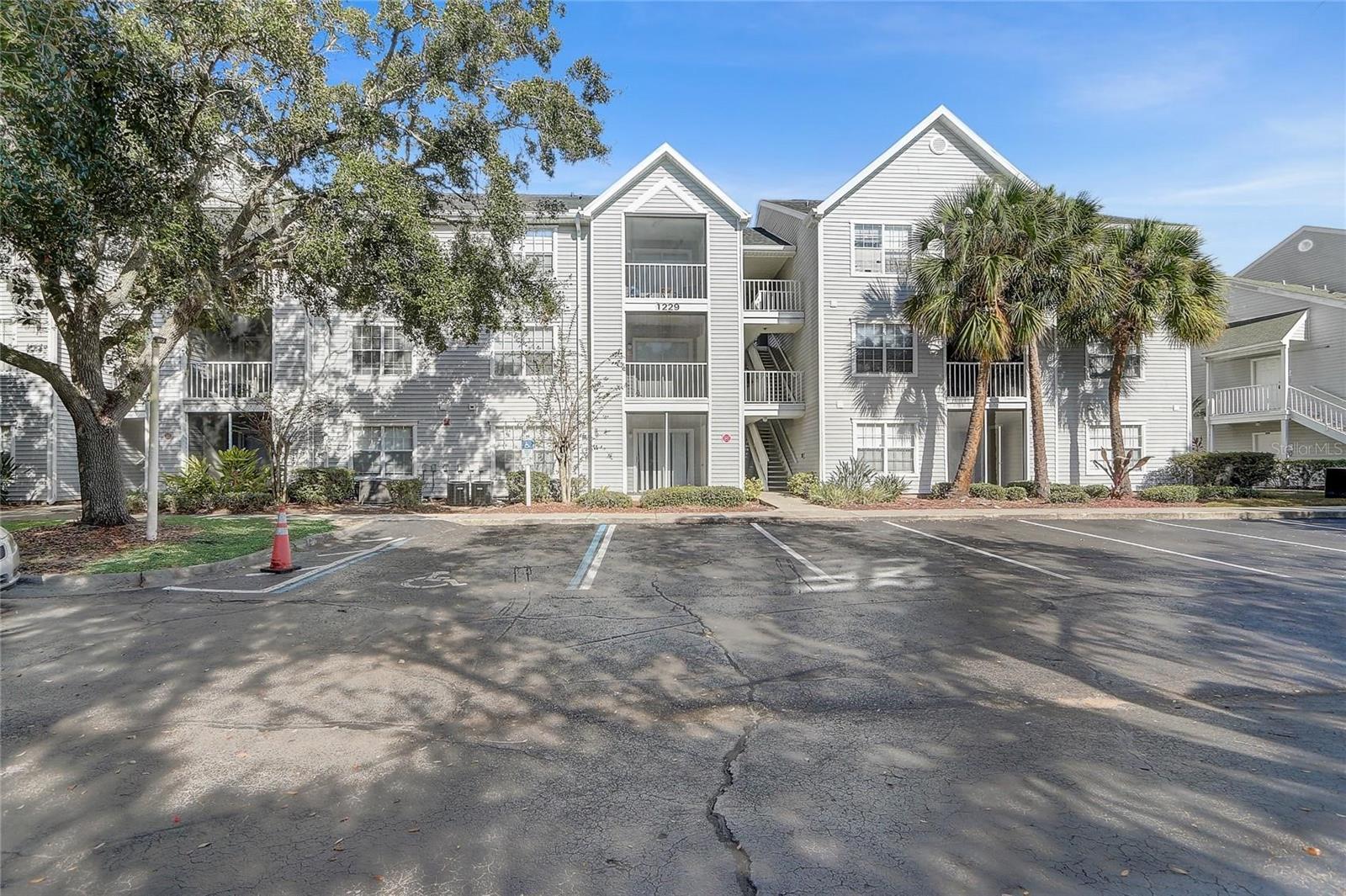 1229 BERMUDA LAKES LN #202, KISSIMMEE, FL — photo 3