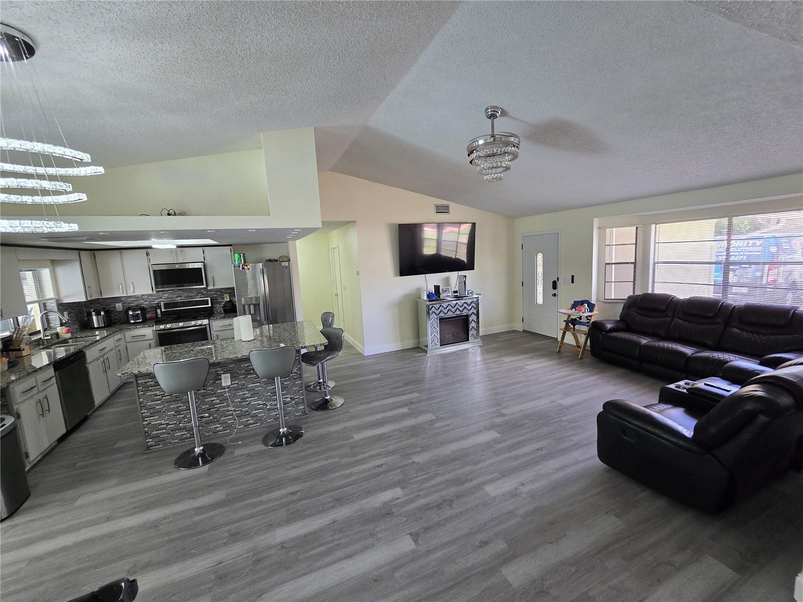 7264 LINDHURST ST, SPRING HILL, FL — photo 4
