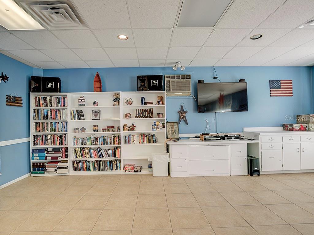 3595 40TH AVE S #3, ST PETERSBURG, FL — photo 57