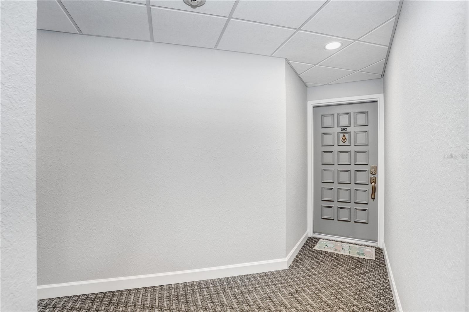 6104 PALMA DEL MAR BLVD S #302, ST PETERSBURG, FL — photo 2