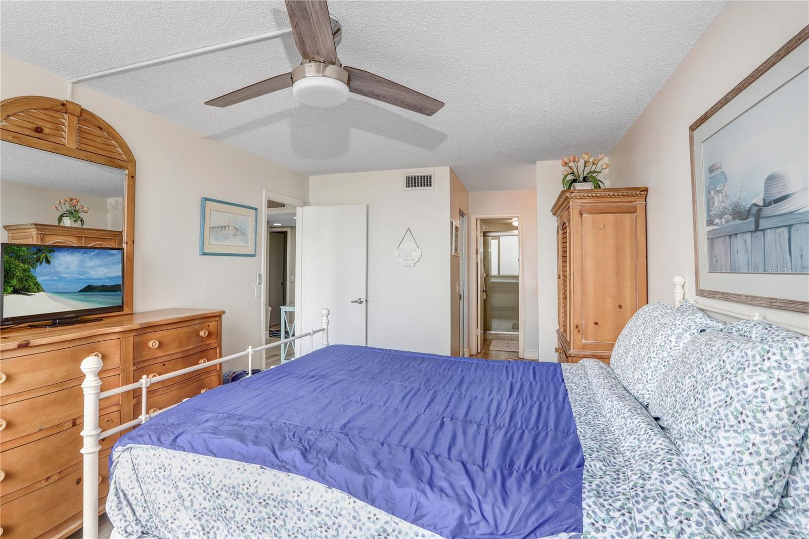 6104 PALMA DEL MAR BLVD S #302, ST PETERSBURG, FL — photo 15