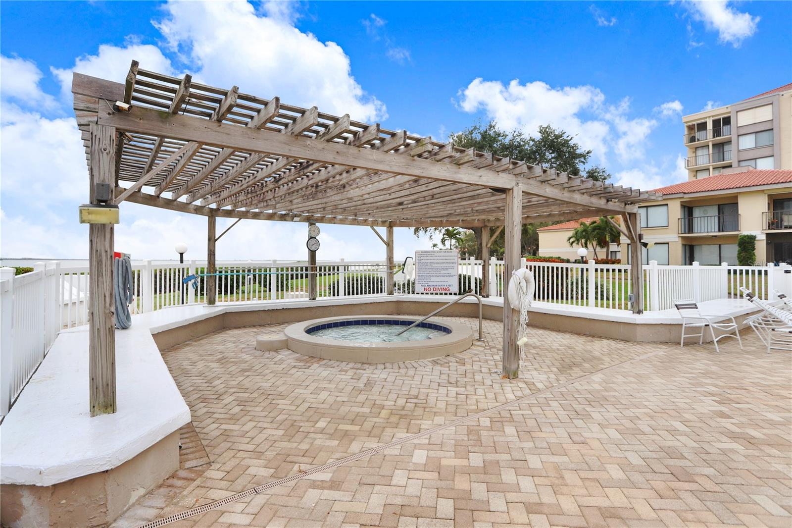 6104 PALMA DEL MAR BLVD S #302, ST PETERSBURG, FL — photo 28