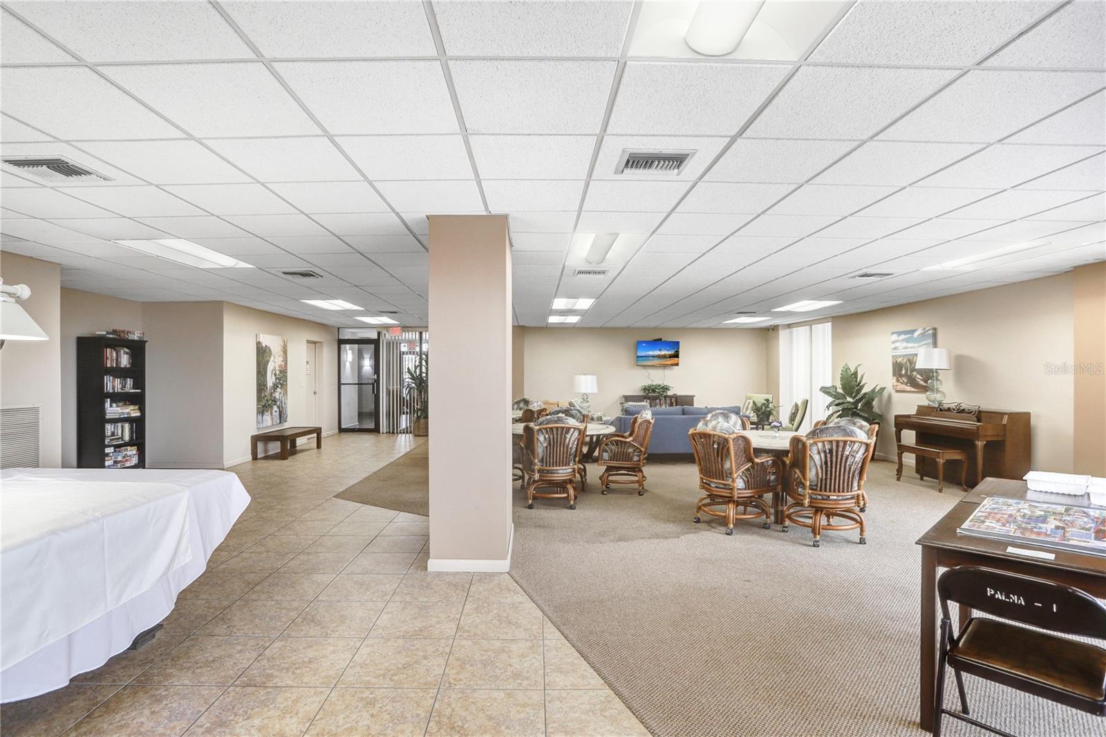 6104 PALMA DEL MAR BLVD S #302, ST PETERSBURG, FL — photo 42
