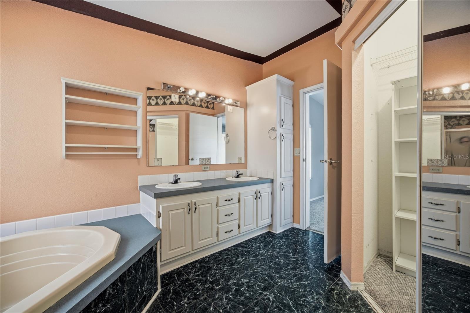 819 LENORE AVE, INTERLACHEN, FL — photo 16