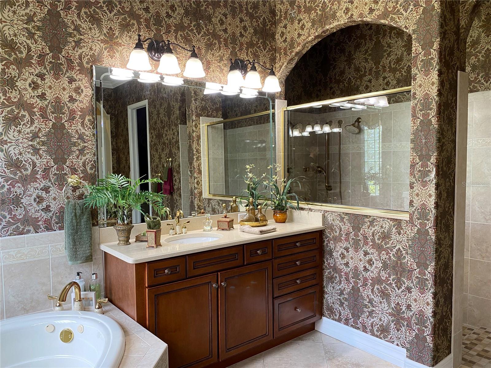 21430 DRAYCOTT WAY, LAND O LAKES, FL — photo 41