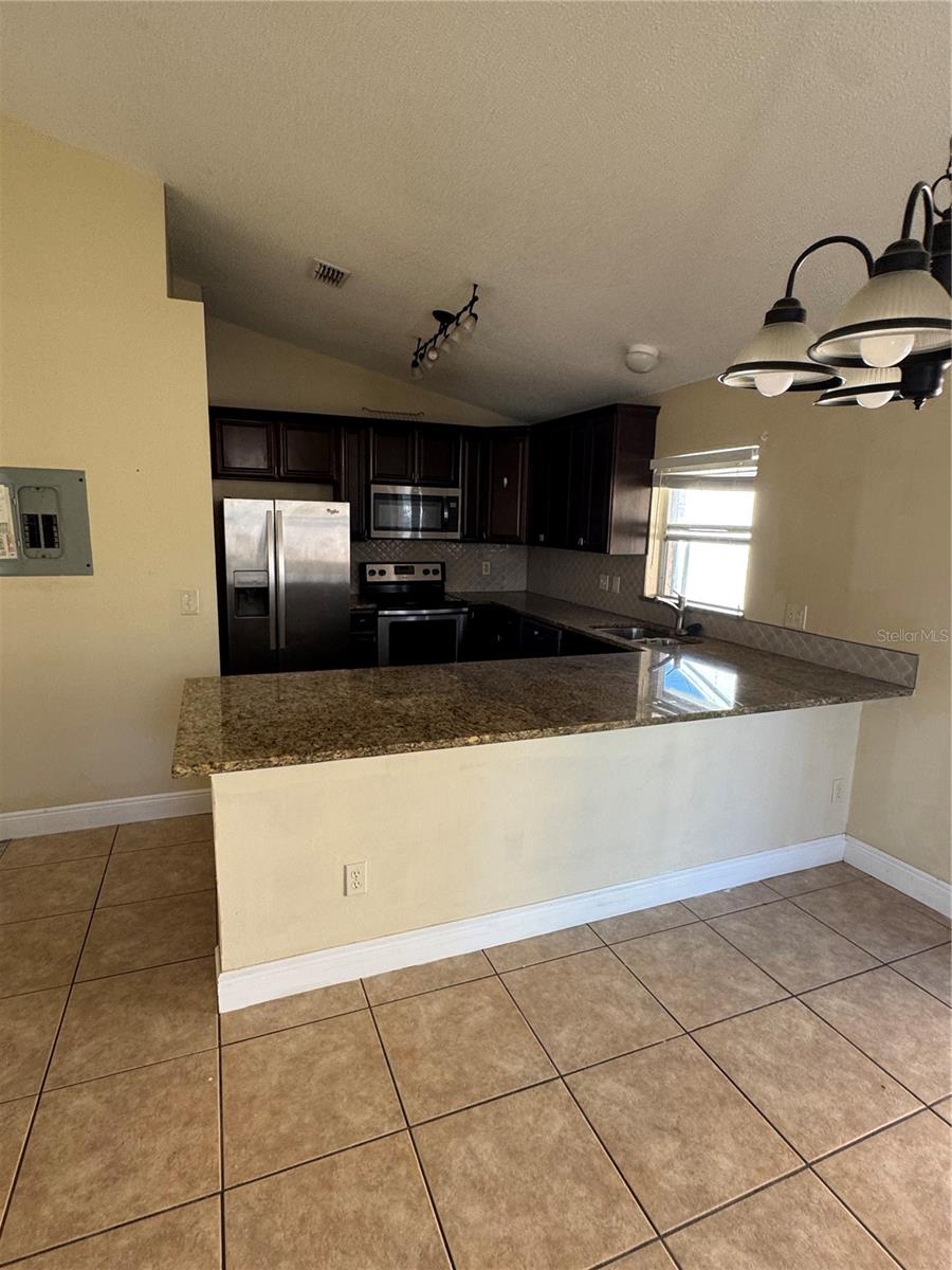 2399 HARBOR TOWN DR, KISSIMMEE, FL — photo 8
