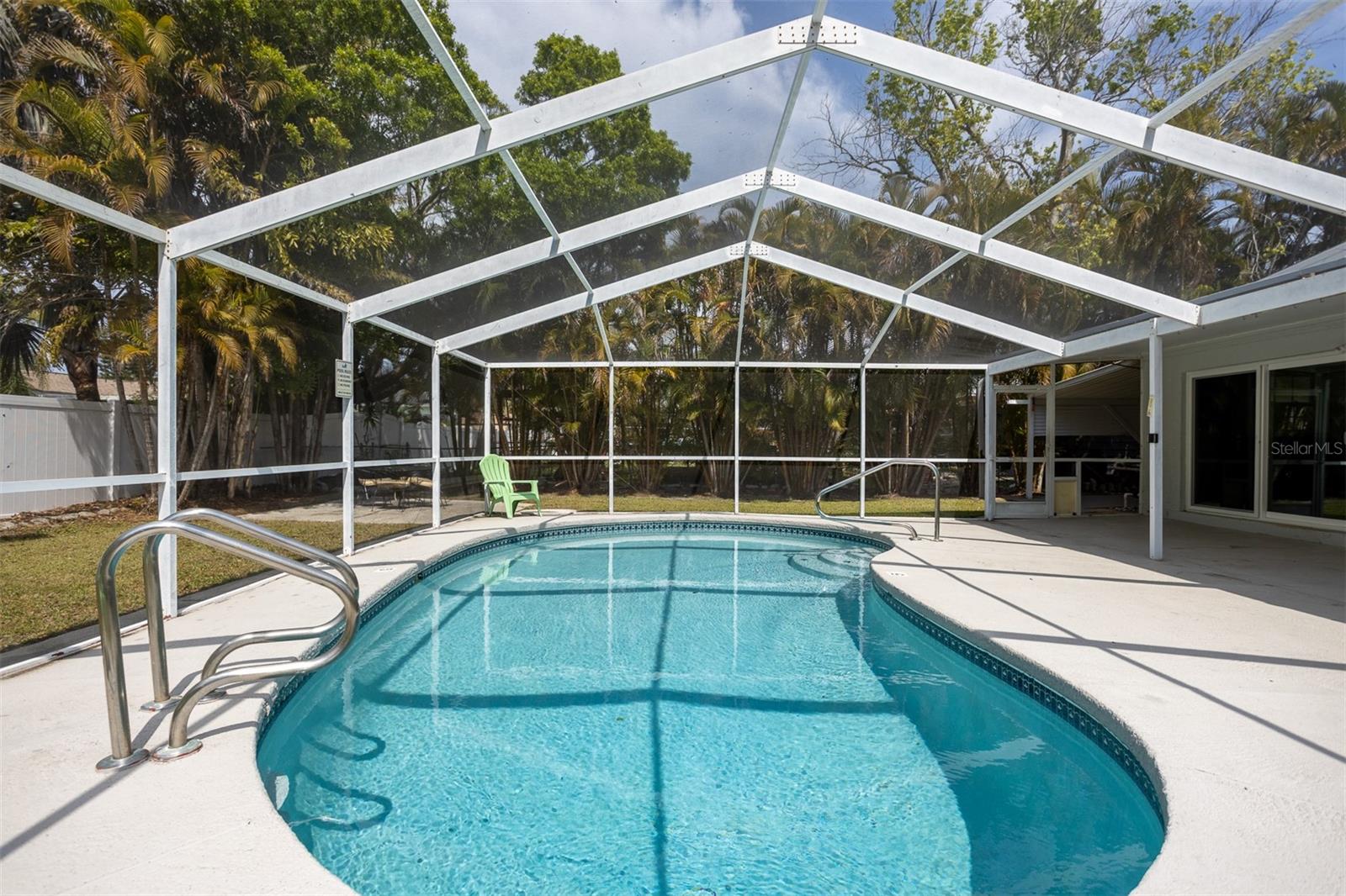 711 BAYSHORE DR, TARPON SPRINGS, FL — photo 3