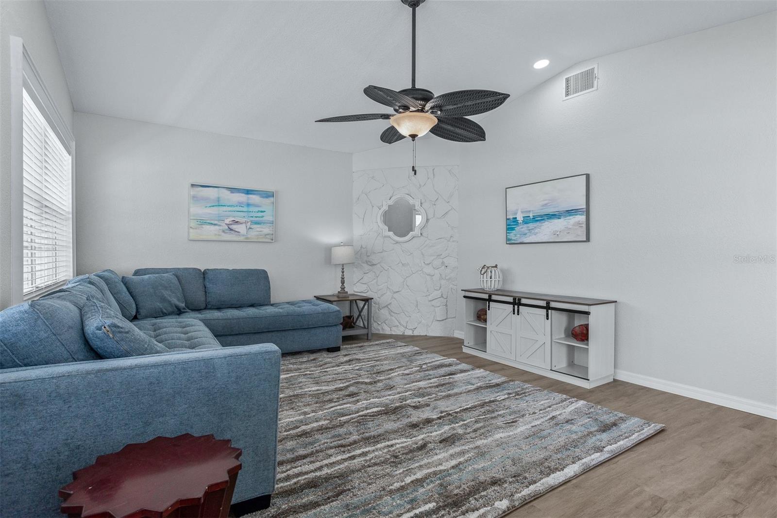 711 BAYSHORE DR, TARPON SPRINGS, FL — photo 10