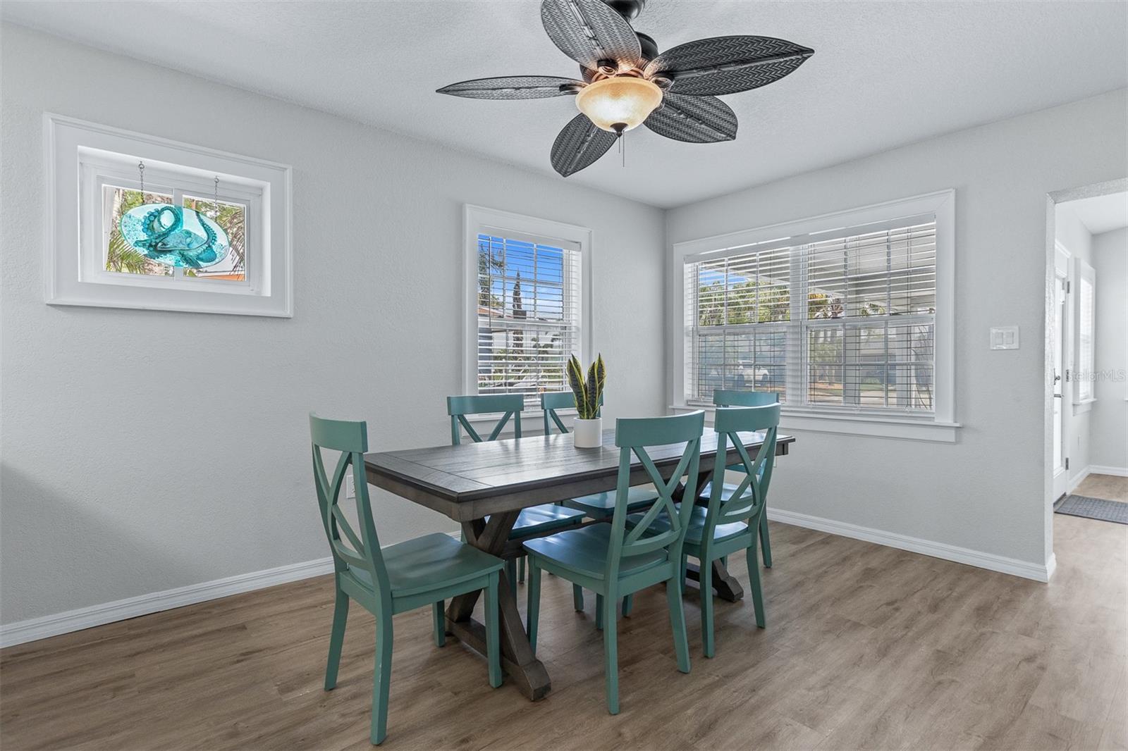711 BAYSHORE DR, TARPON SPRINGS, FL — photo 13