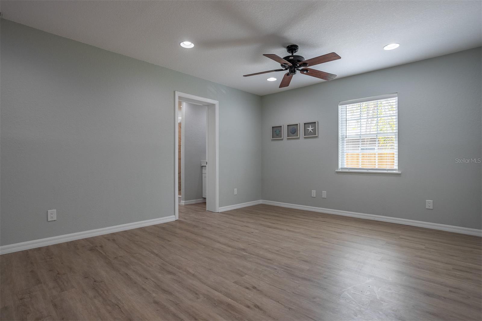 711 BAYSHORE DR, TARPON SPRINGS, FL — photo 23