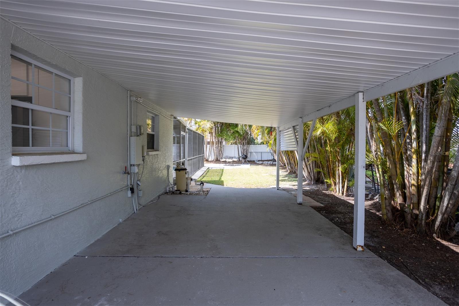 711 BAYSHORE DR, TARPON SPRINGS, FL — photo 36