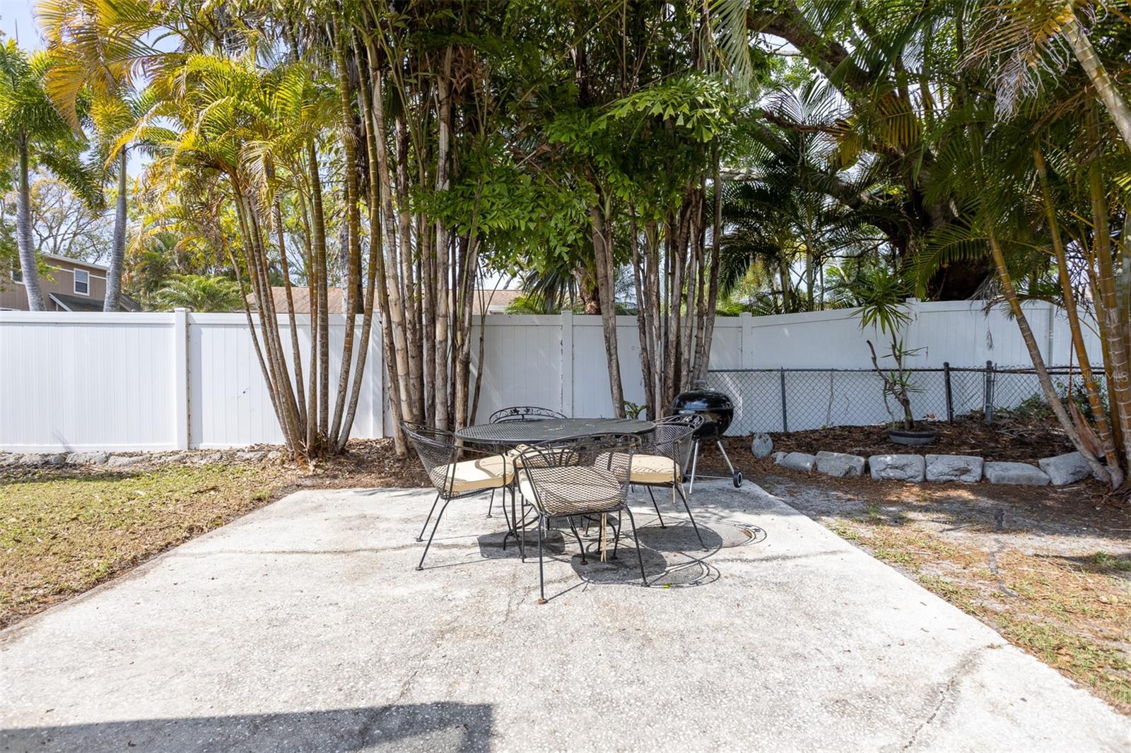 711 BAYSHORE DR, TARPON SPRINGS, FL — photo 44