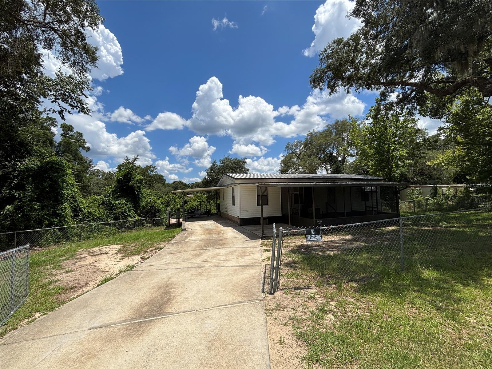 2067 SE 181ST TER, SILVER SPRINGS, FL