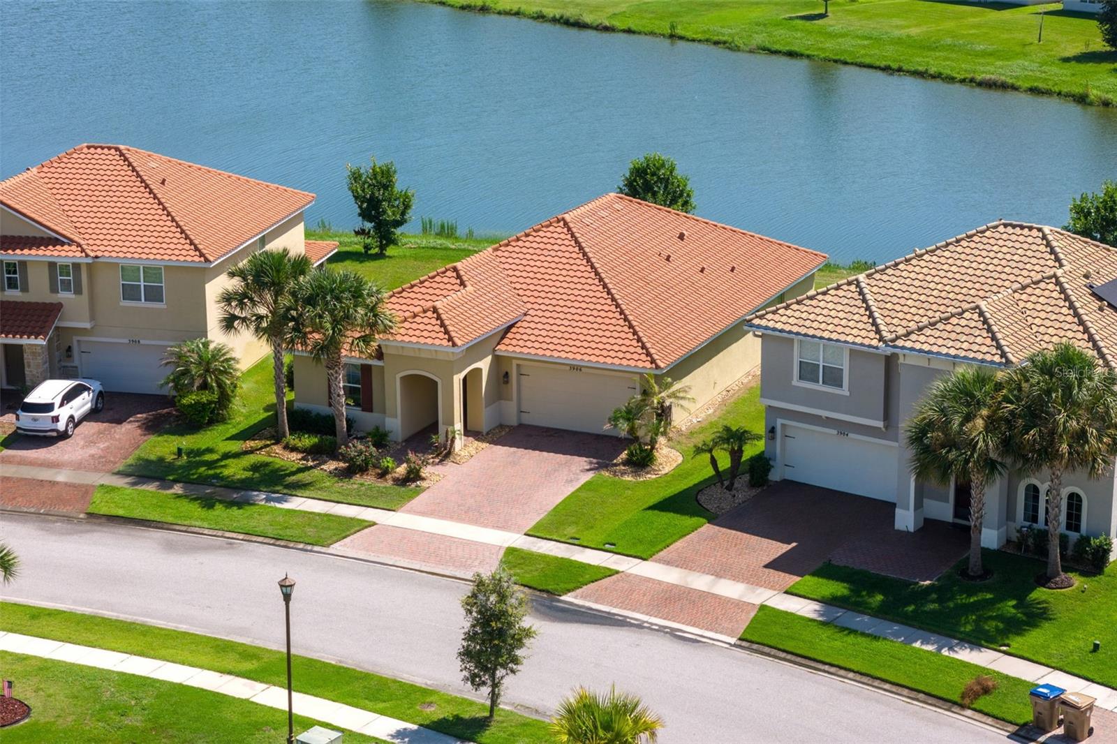 3906 CARRICK BEND DR, KISSIMMEE, FL
