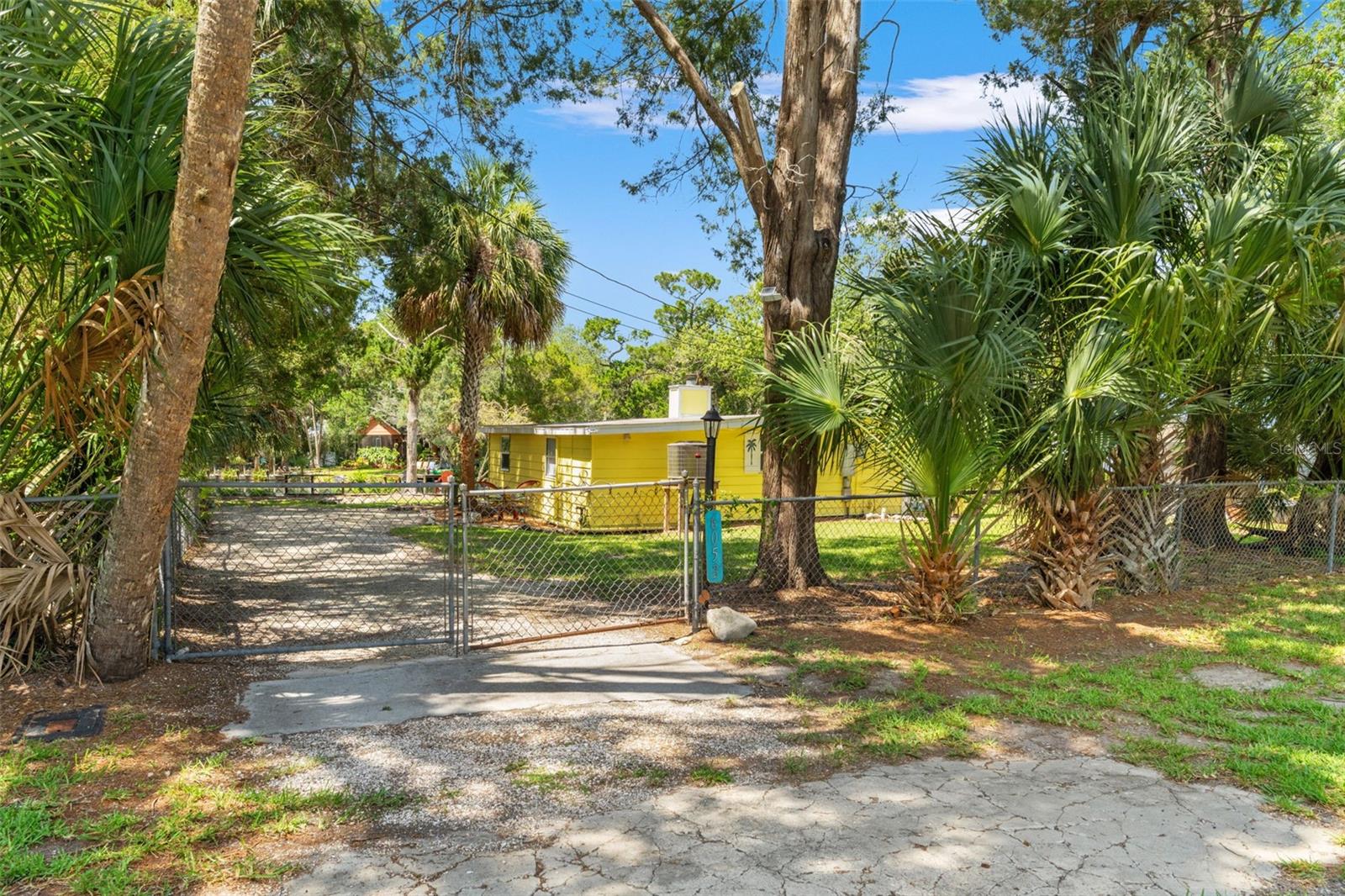 6053 PALM CREEK DR, WEEKI WACHEE, FL — photo 5
