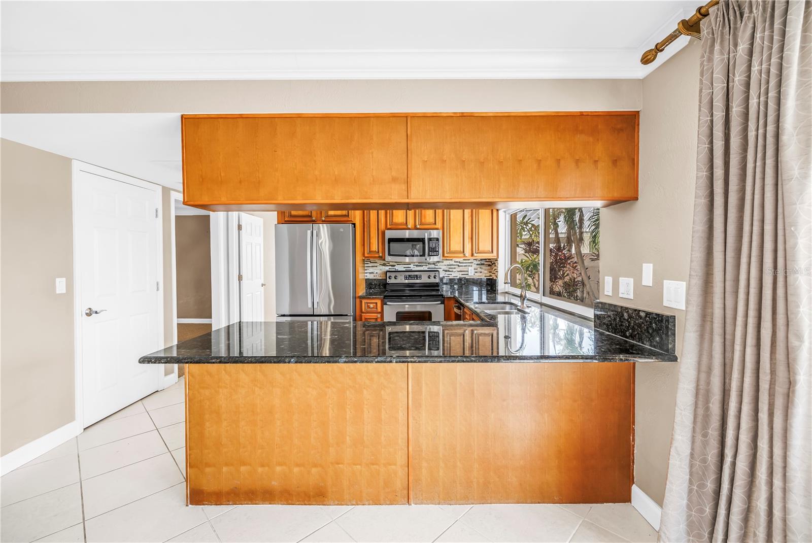 1820 TANGLEWOOD DR NE, ST PETERSBURG, FL — photo 8