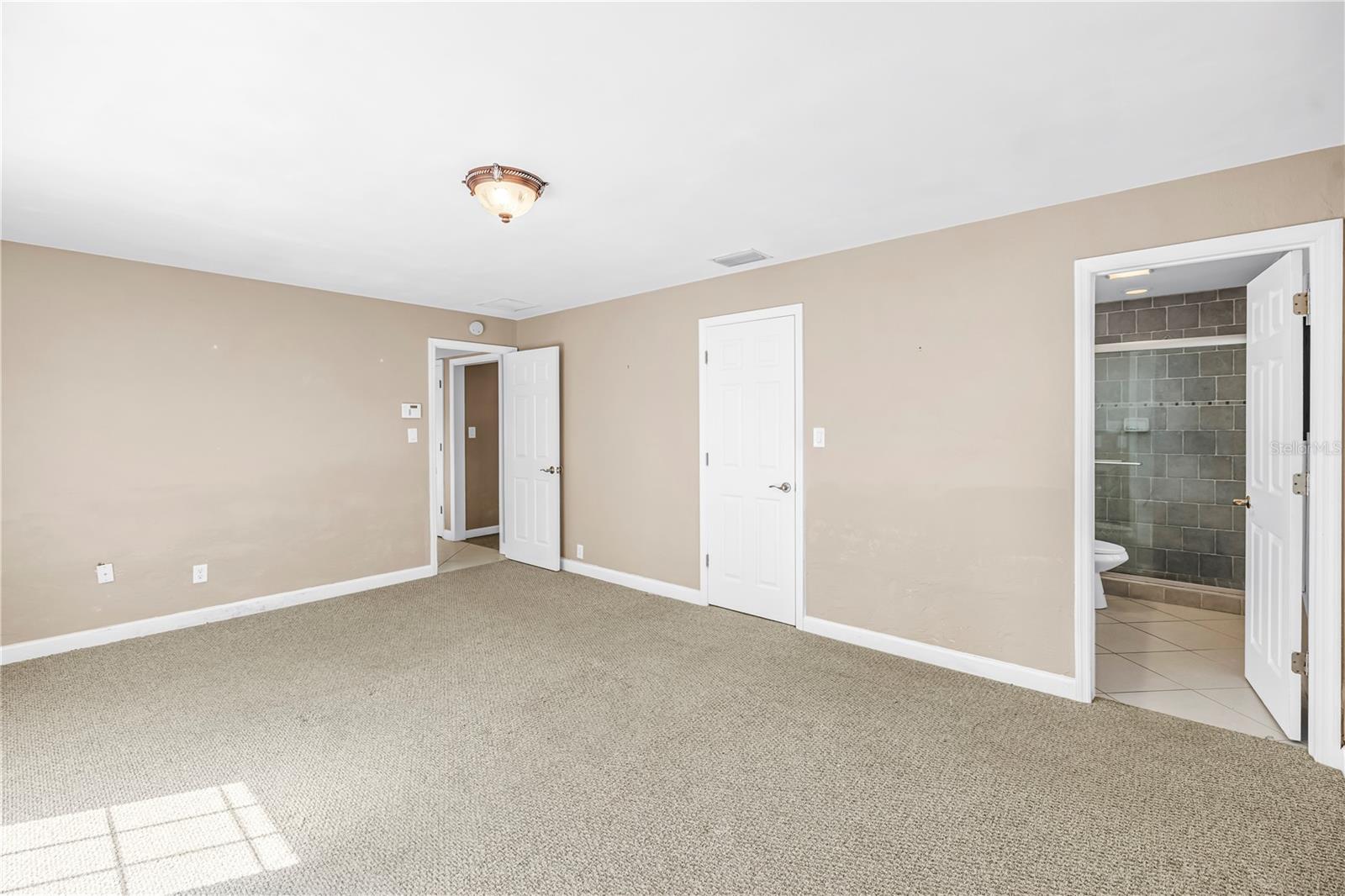 1820 TANGLEWOOD DR NE, ST PETERSBURG, FL — photo 22