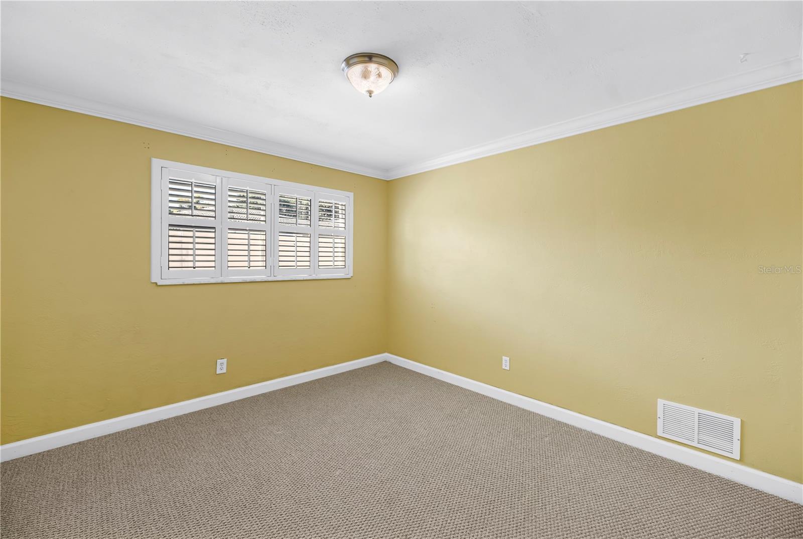 1820 TANGLEWOOD DR NE, ST PETERSBURG, FL — photo 30