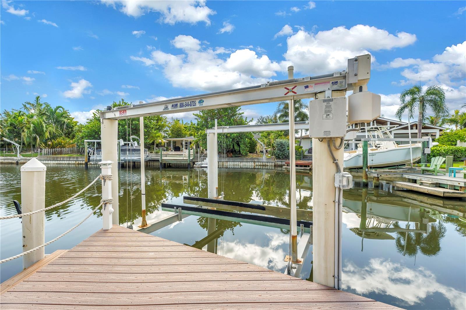 1820 TANGLEWOOD DR NE, ST PETERSBURG, FL — photo 49