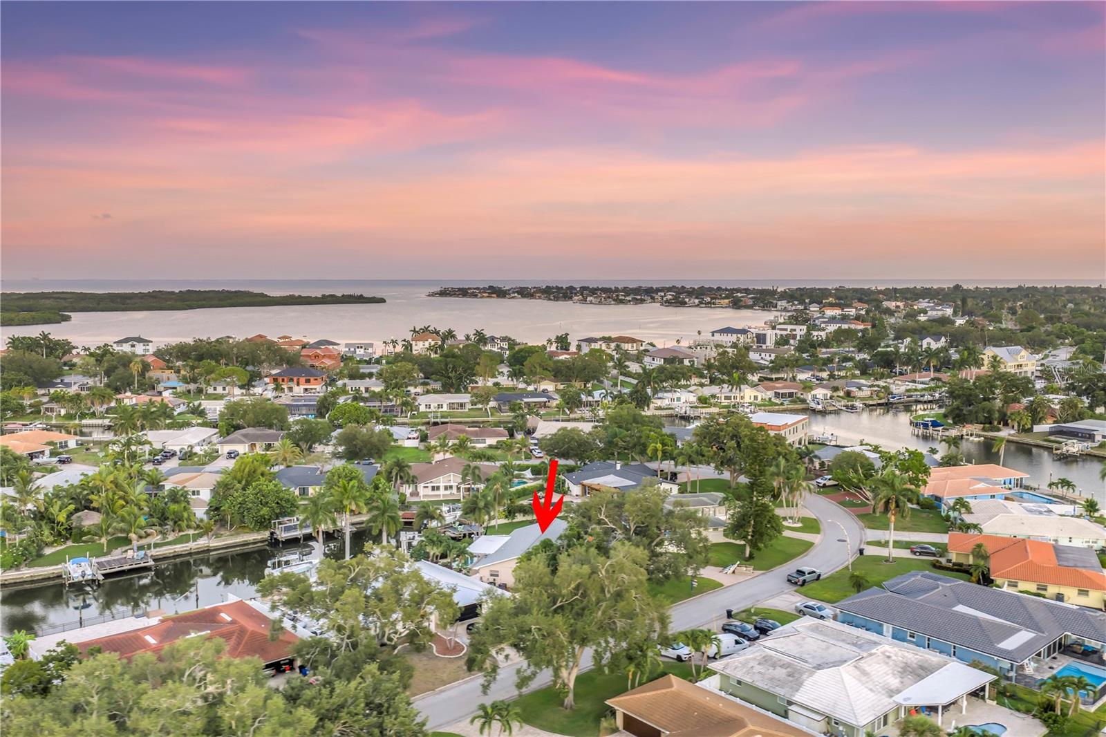 1820 TANGLEWOOD DR NE, ST PETERSBURG, FL — photo 54