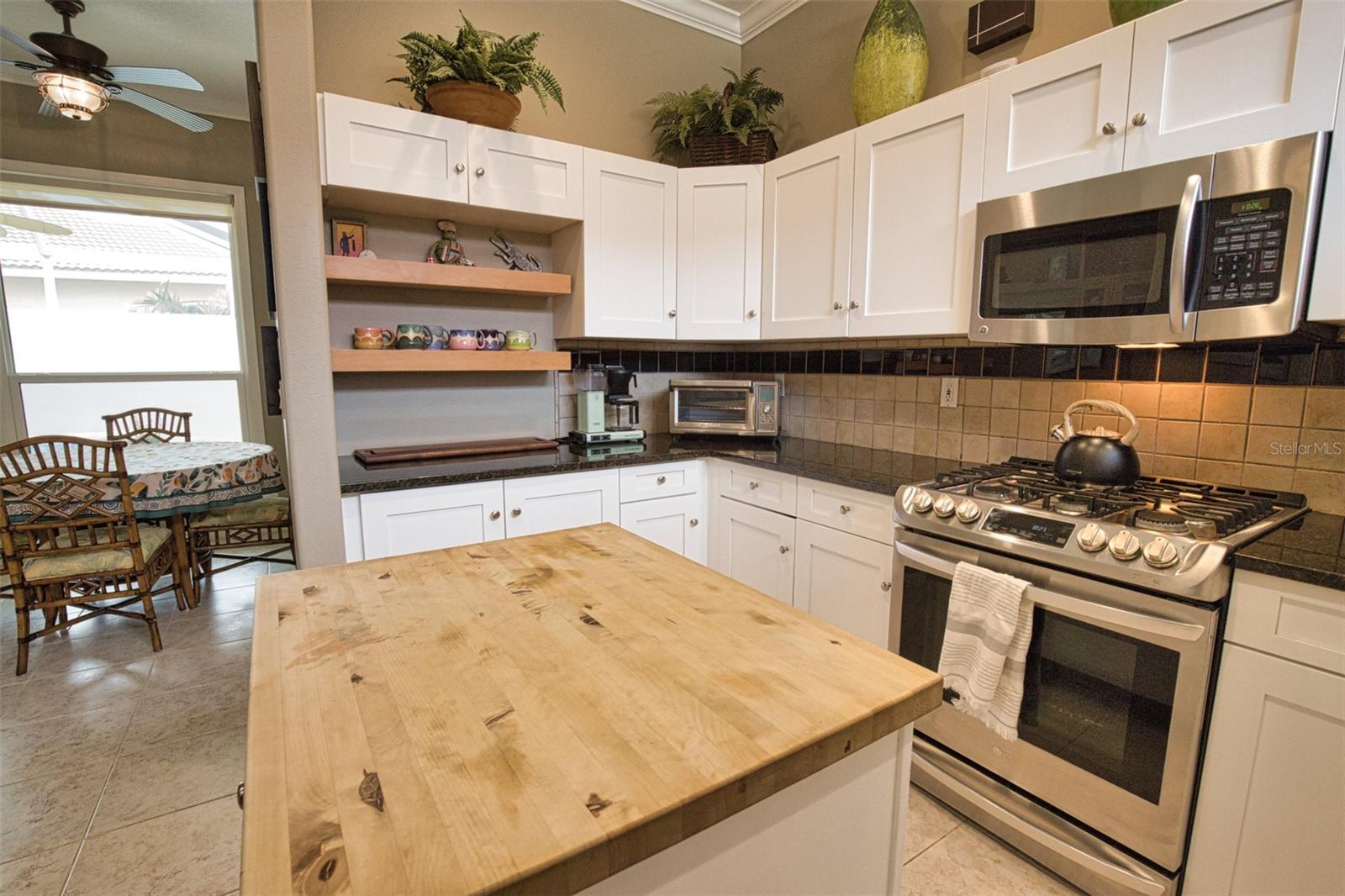 221 RIO TERRA, VENICE, FL — photo 32