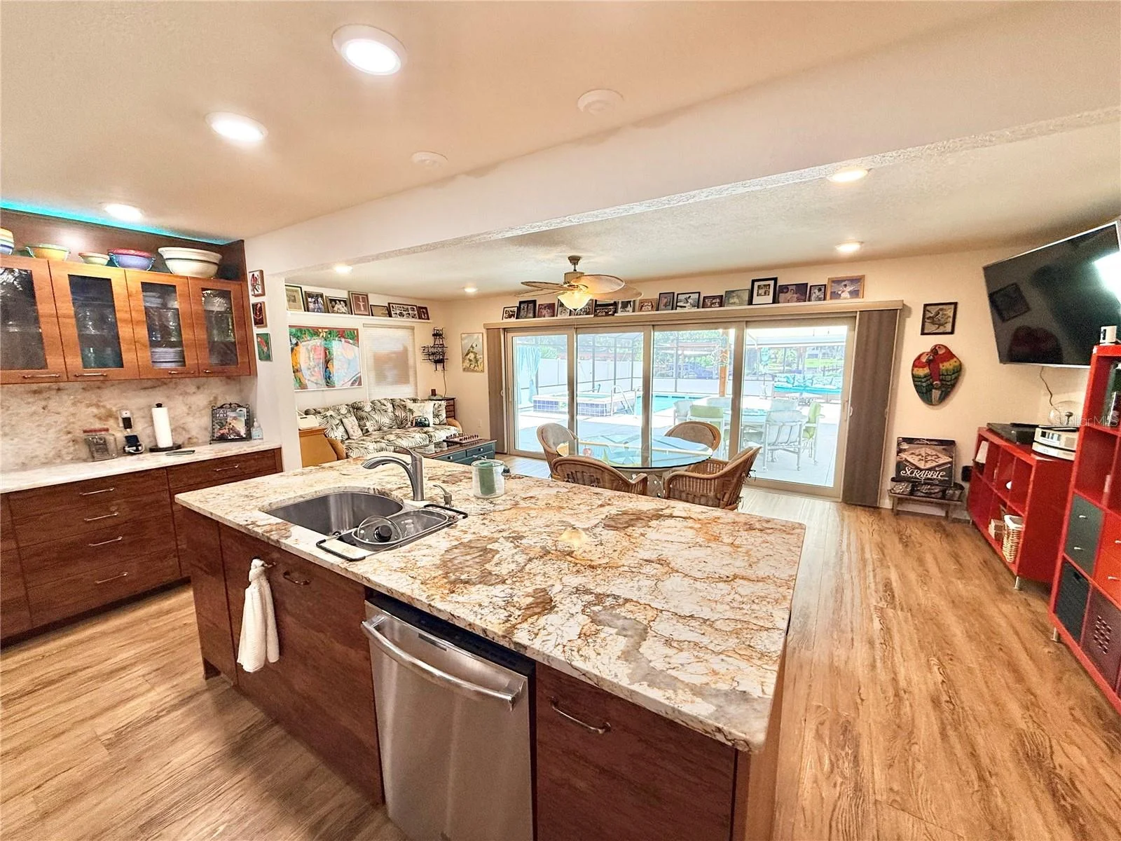 209 W DELAWARE ST, TAVARES, FL — photo 30