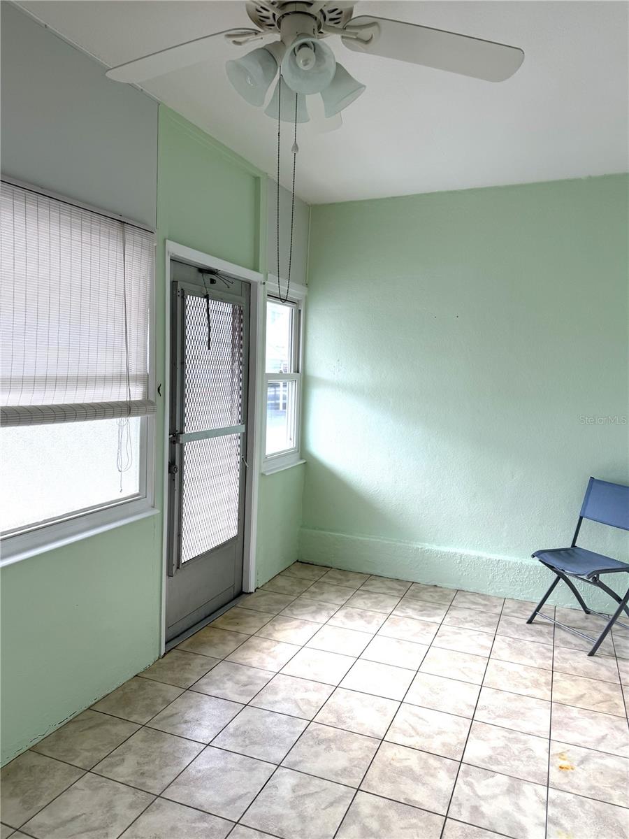 5850 18TH ST N #7, ST PETERSBURG, FL — photo 20
