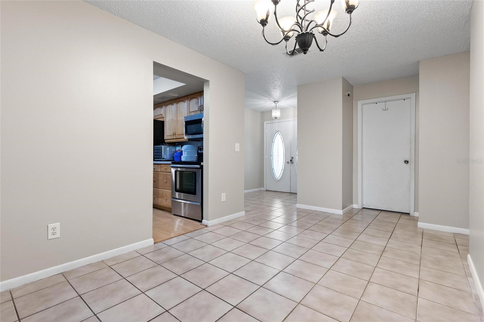 15648 BEAR CREEK DR, TAMPA, FL — photo 7