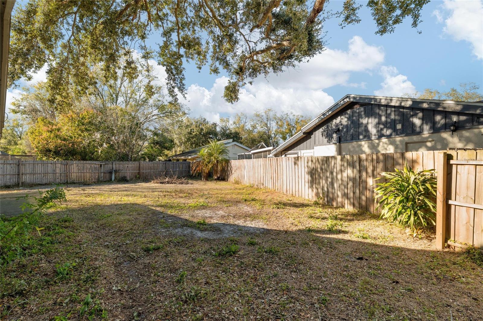 15648 BEAR CREEK DR, TAMPA, FL — photo 29