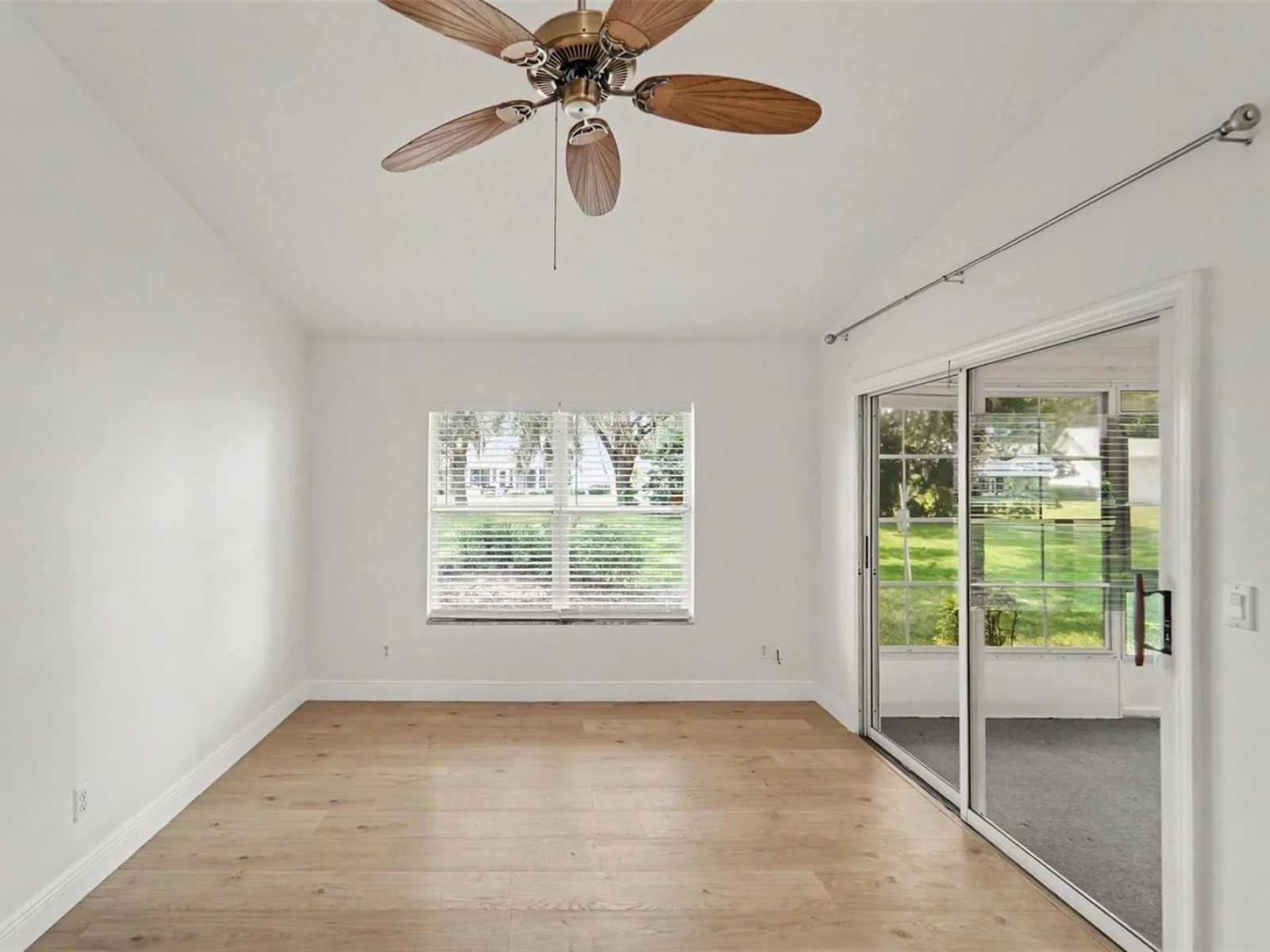 26166 NEWCOMBE CIR, LEESBURG, FL — photo 21