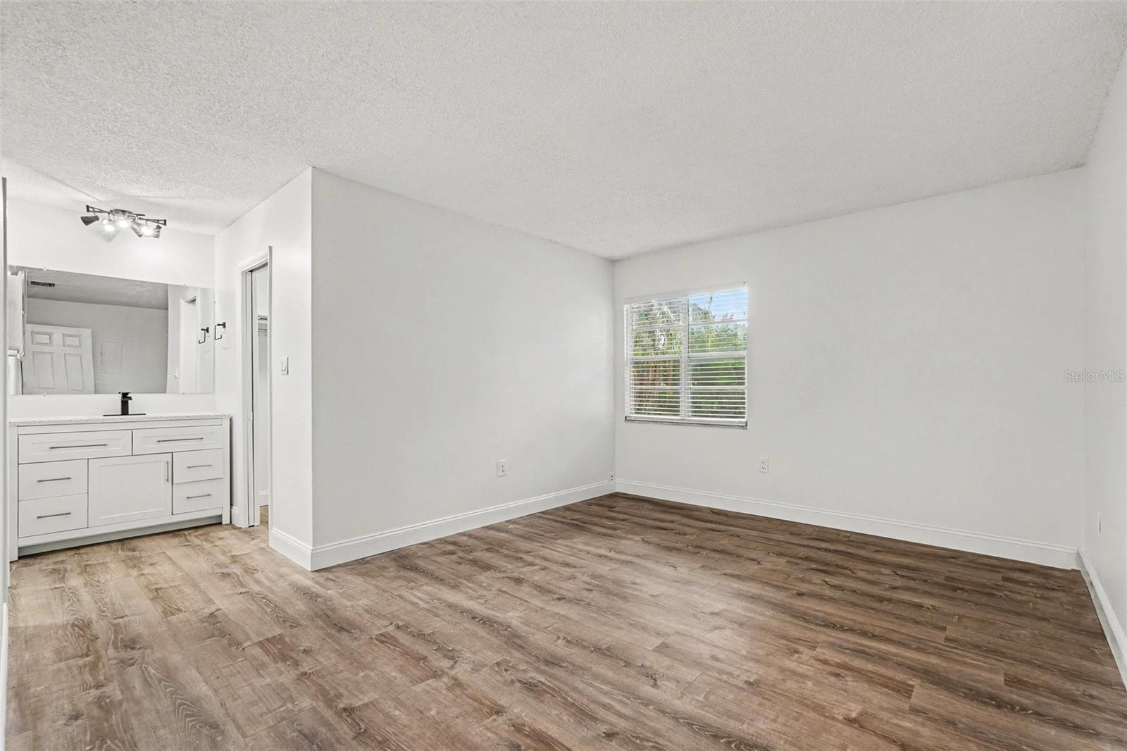 9208 N CONNECHUSETT RD #C, TAMPA, FL — photo 17