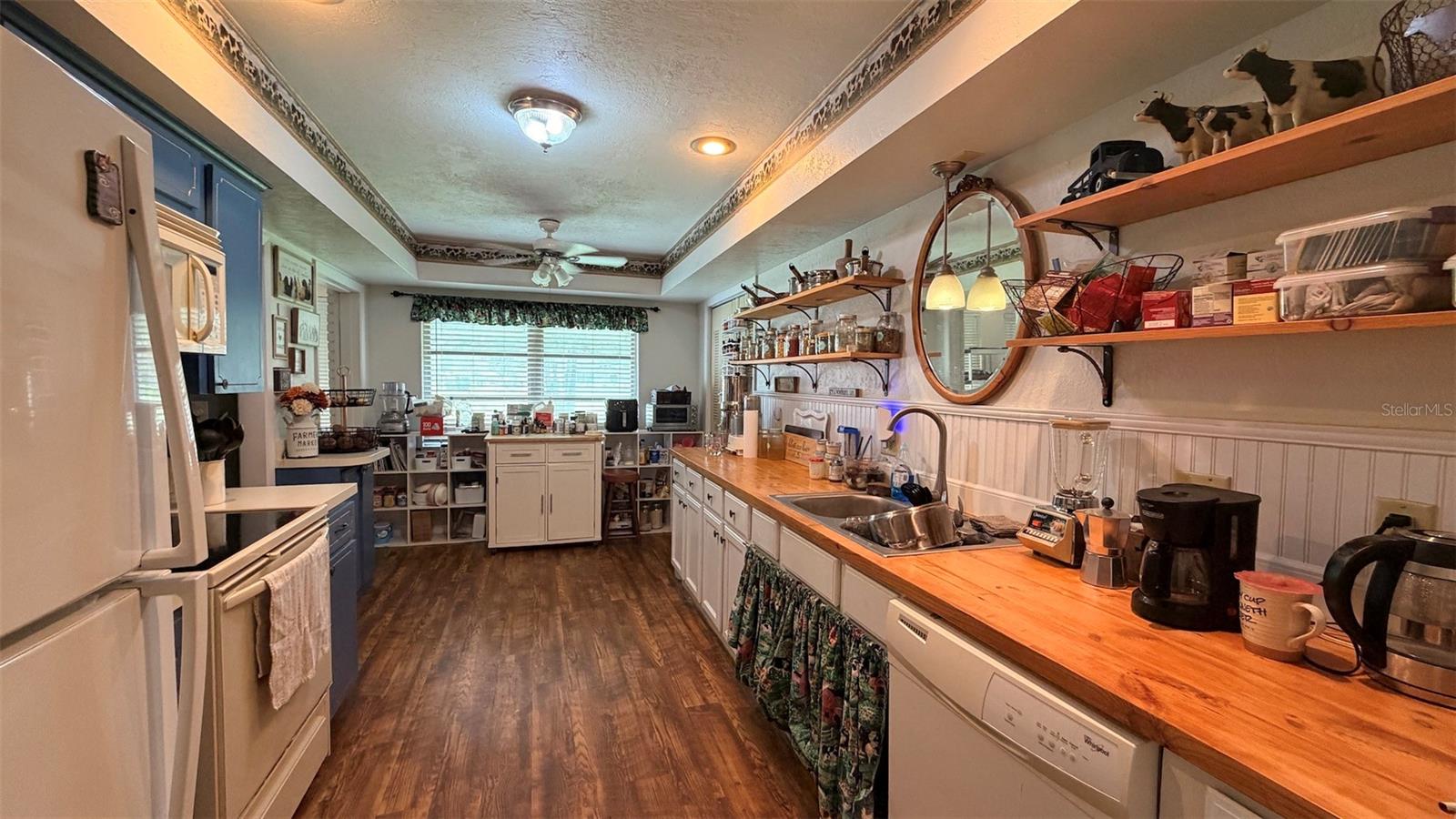 8822 E CRESCO LN, INVERNESS, FL — photo 17