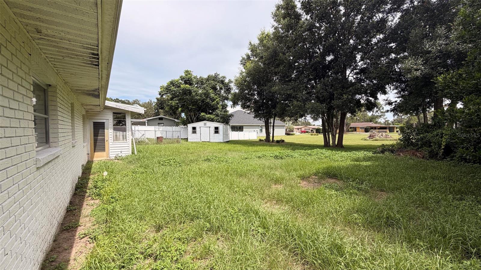 8822 E CRESCO LN, INVERNESS, FL — photo 27