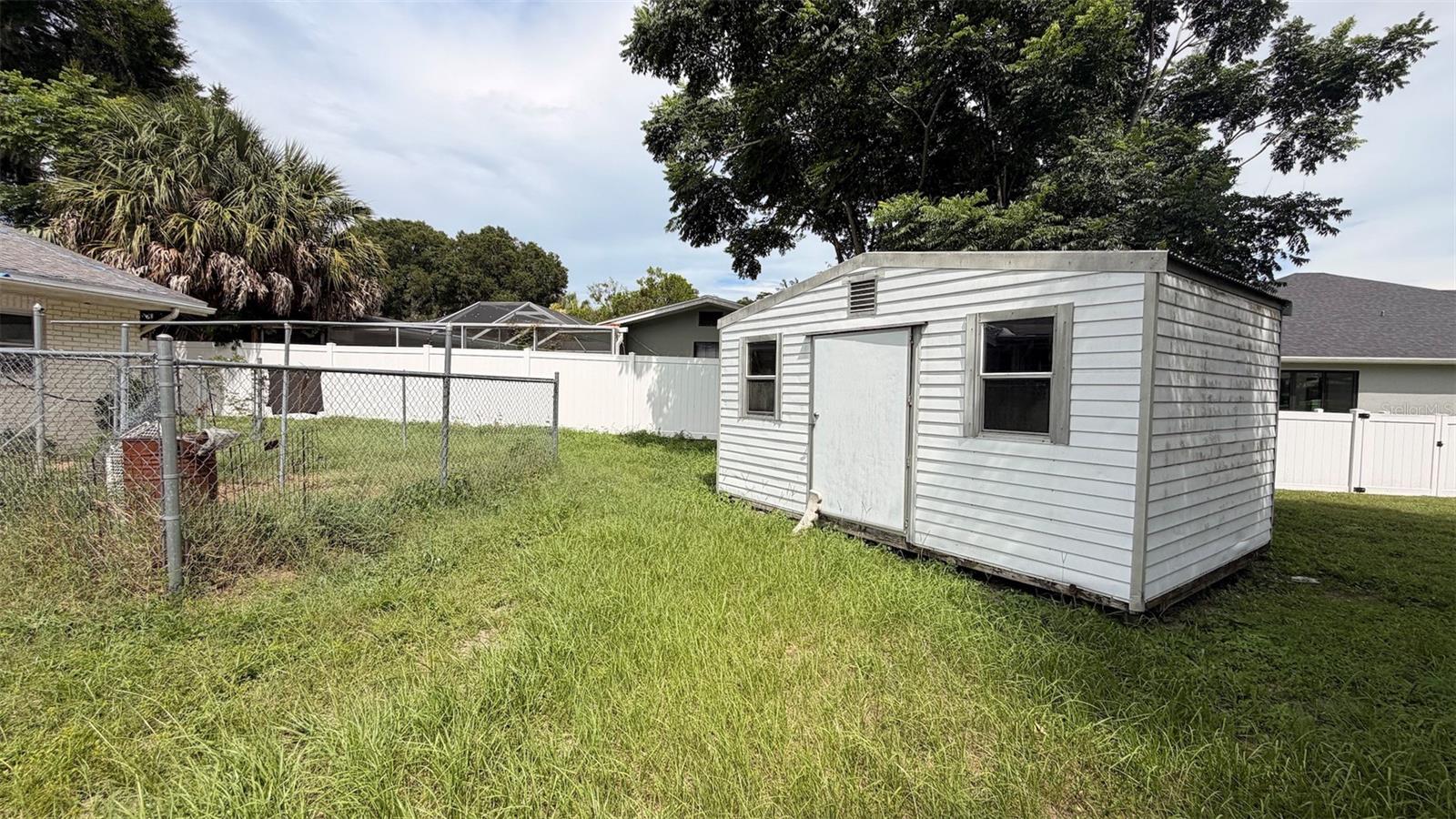 8822 E CRESCO LN, INVERNESS, FL — photo 29