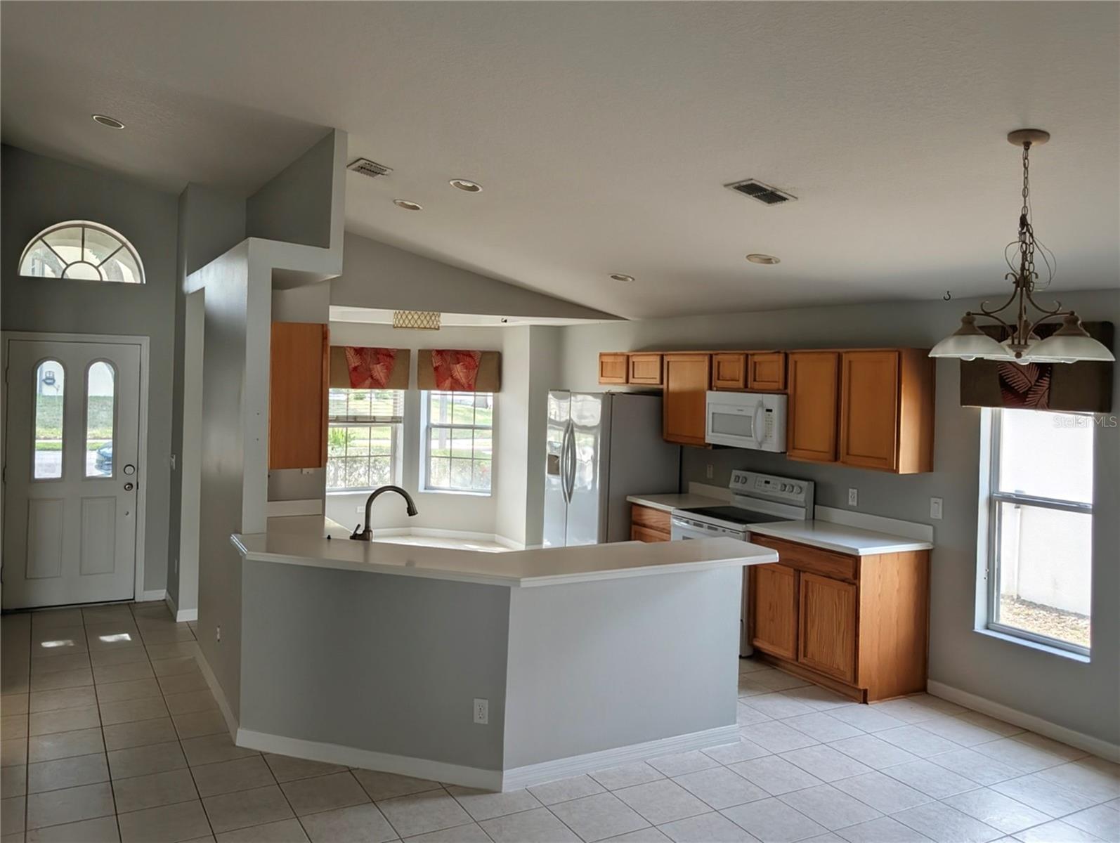 732 HENLEY CIR, DAVENPORT, FL — photo 4