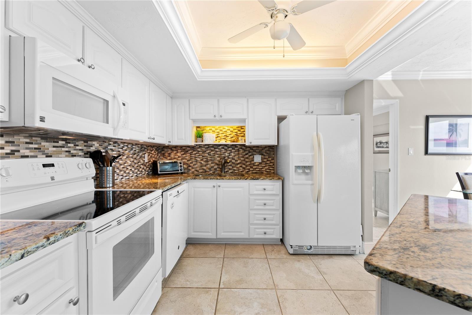 1700 BENJAMIN FRANKLIN DR #10F, SARASOTA, FL — photo 7