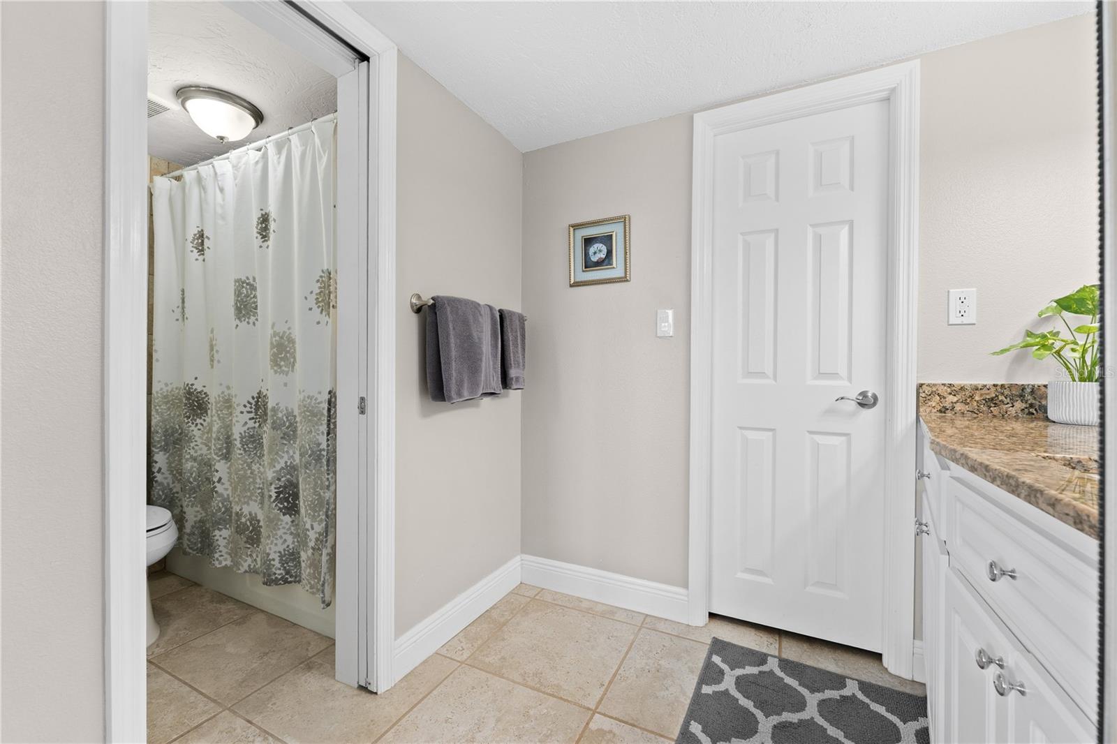 1700 BENJAMIN FRANKLIN DR #10F, SARASOTA, FL — photo 16