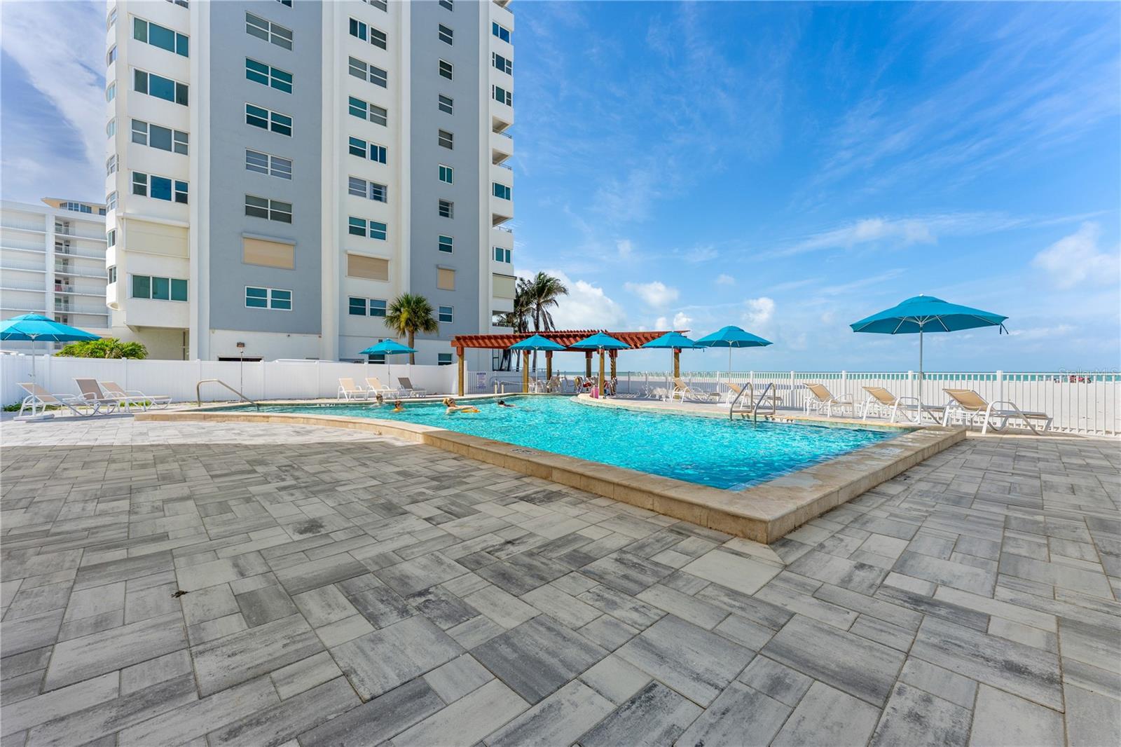 1700 BENJAMIN FRANKLIN DR #10F, SARASOTA, FL — photo 36