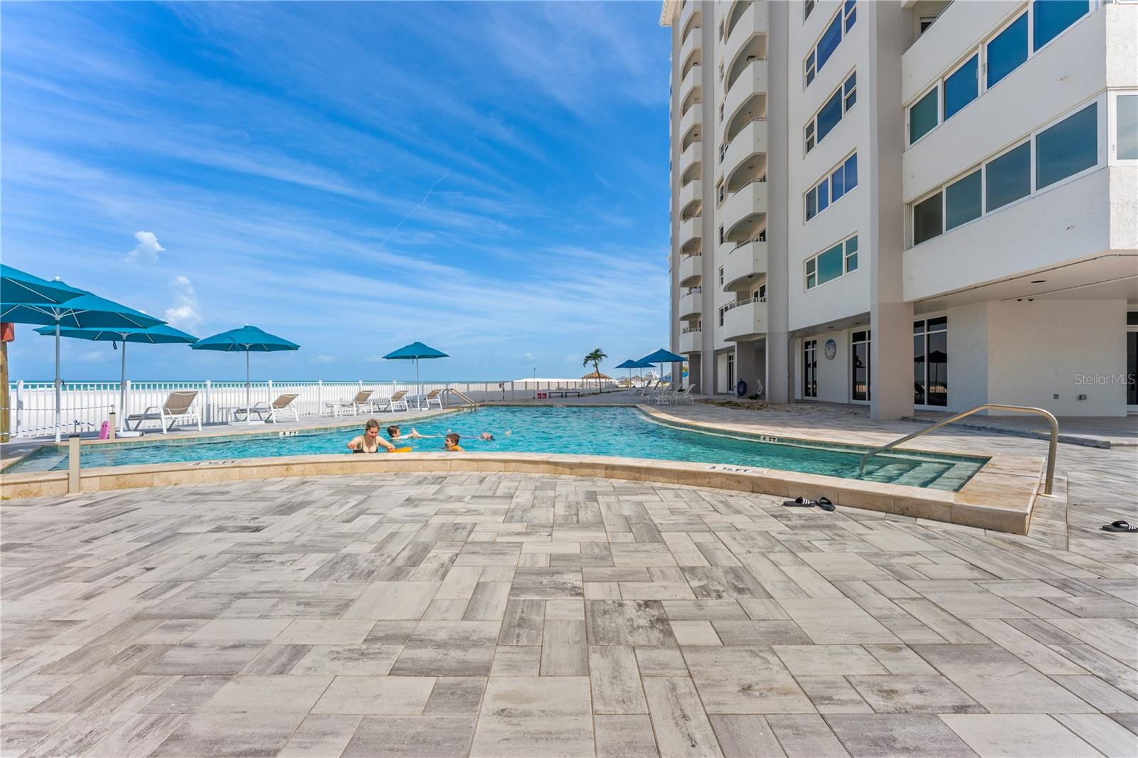 1700 BENJAMIN FRANKLIN DR #10F, SARASOTA, FL — photo 38