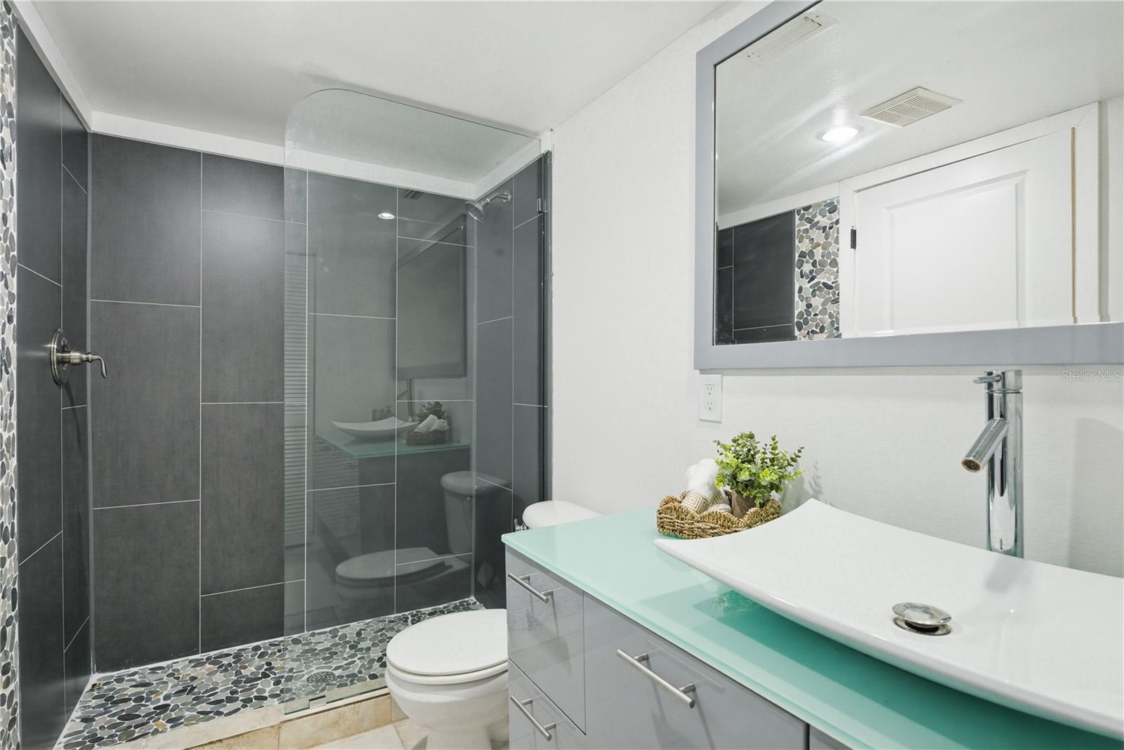 701 S MADISON AVE #420, CLEARWATER, FL — photo 17