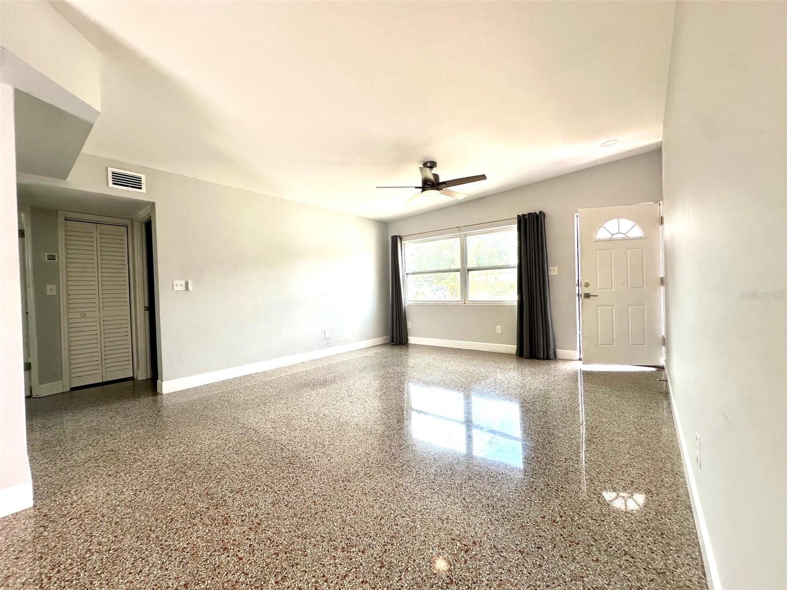 126 11TH AVE SW, LARGO, FL — photo 2