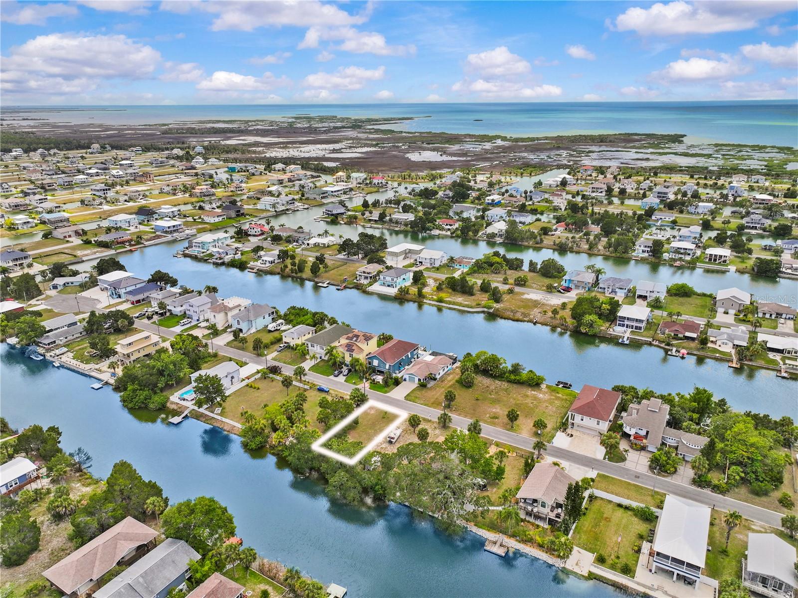 3240 SEA GRAPE DR, HERNANDO BEACH, FL — photo 8