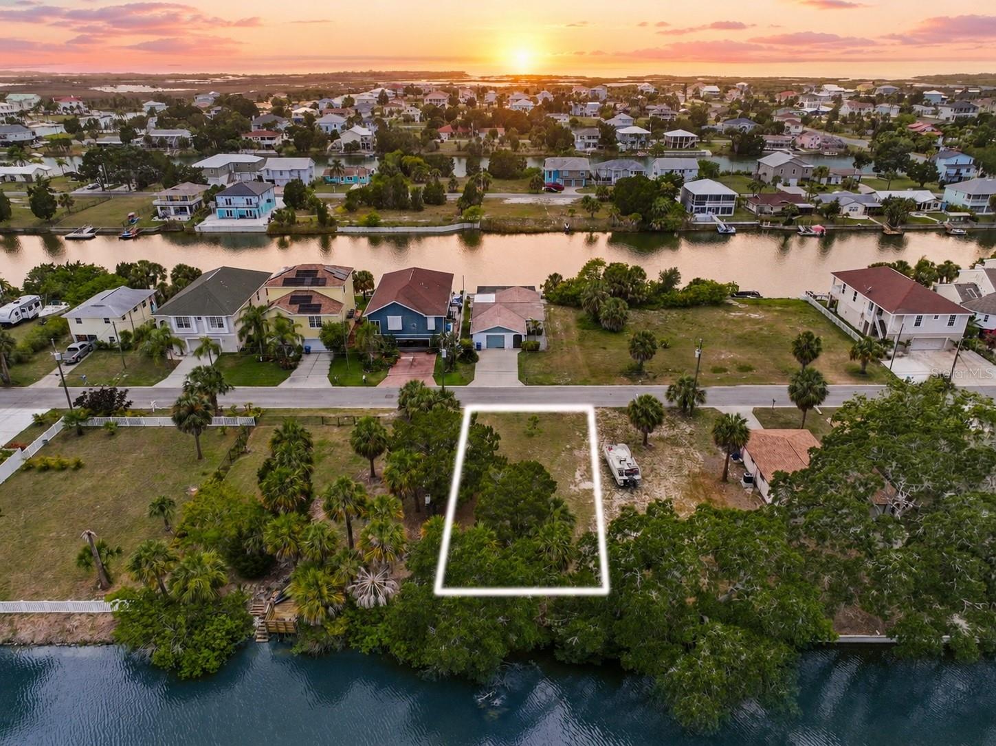 3240 SEA GRAPE DR, HERNANDO BEACH, FL — photo 16