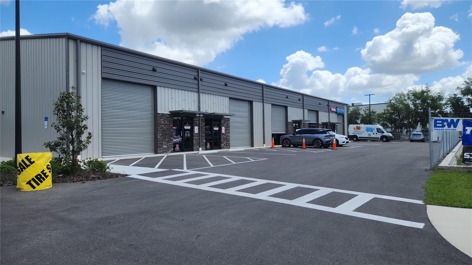 1800 CORPORATE CENTER LN, PLANT CITY, FL — photo 3